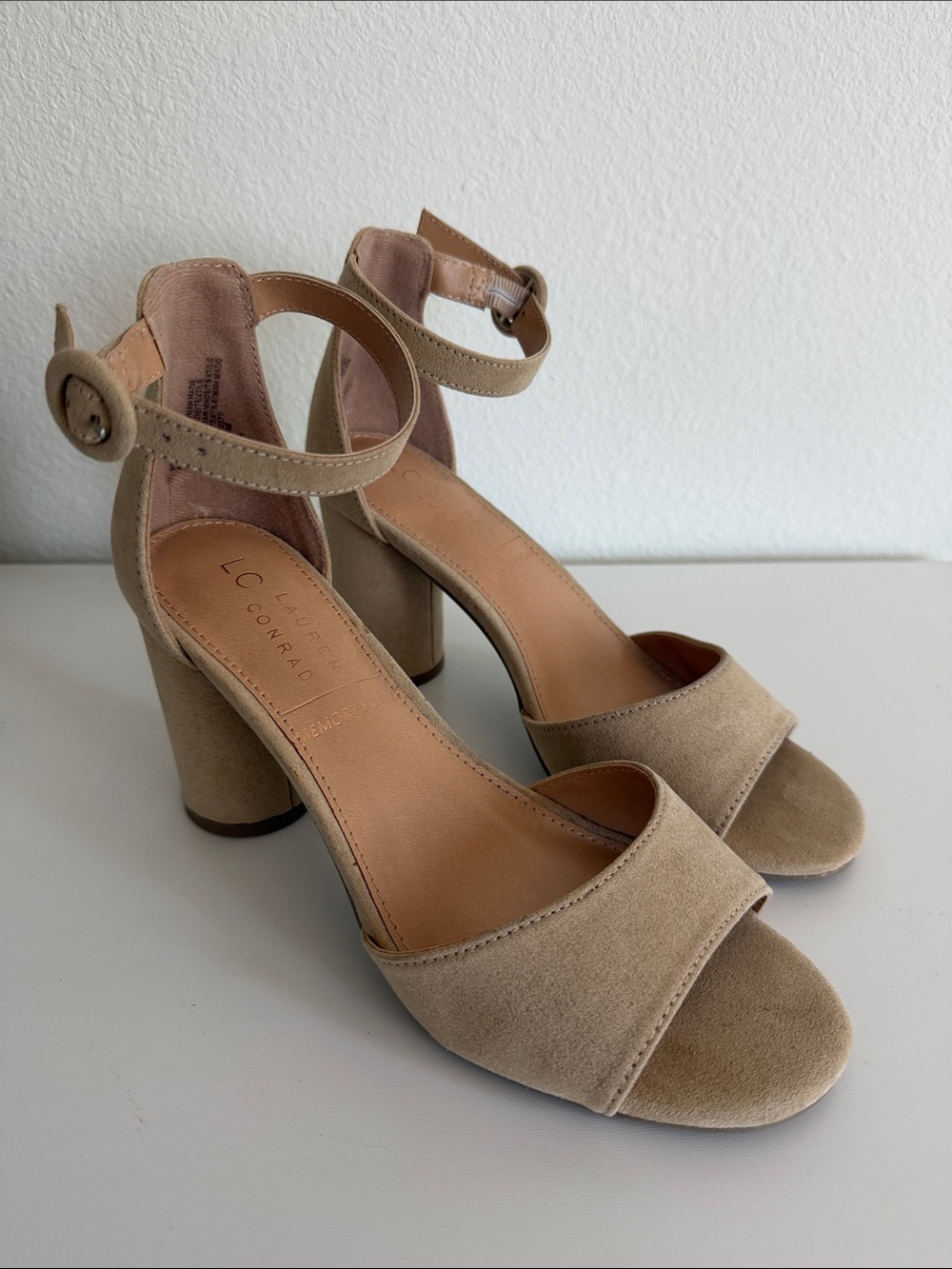 LC Lauren Conrad Taupe Suede Block Heel Sandals with Ankle Strap Size 8